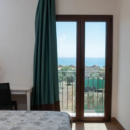 Hotel Donna Carmela 2*